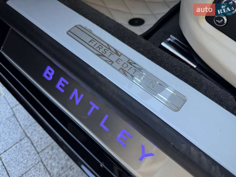 Седан Bentley Flying Spur 2020 в Киеве