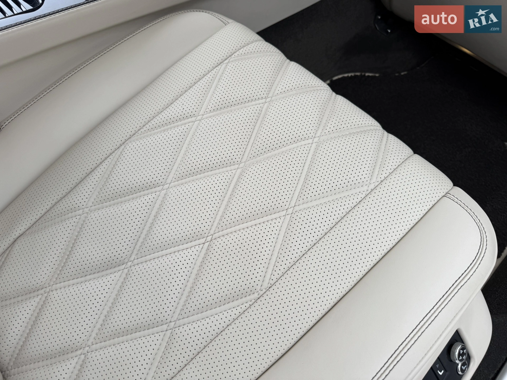 2013 Bentley Flying Spur - мініатюра 57