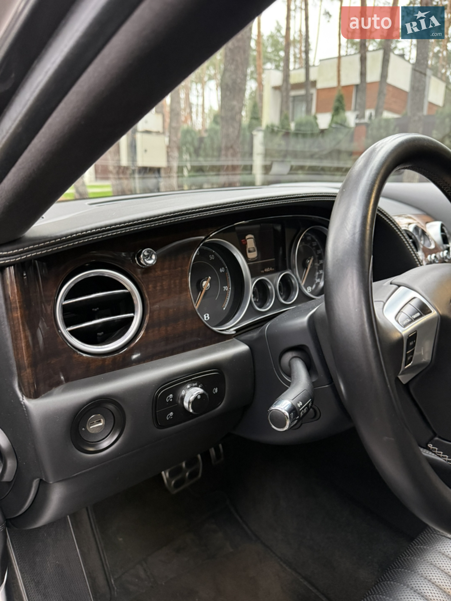 2018 Bentley Flying Spur - мініатюра 16