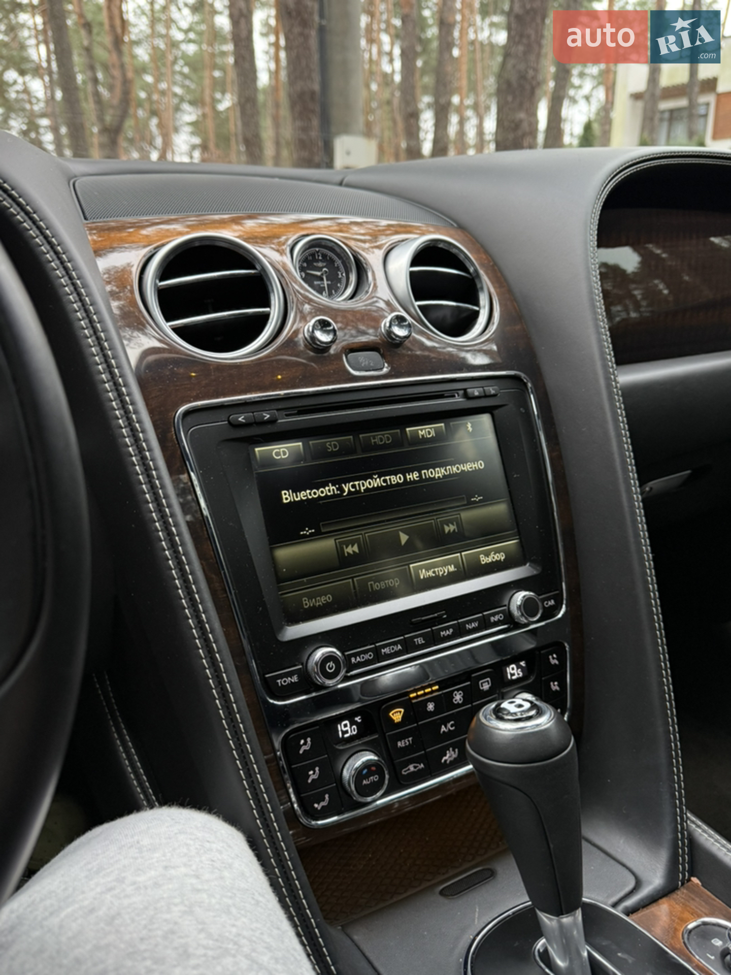 2018 Bentley Flying Spur - мініатюра 21