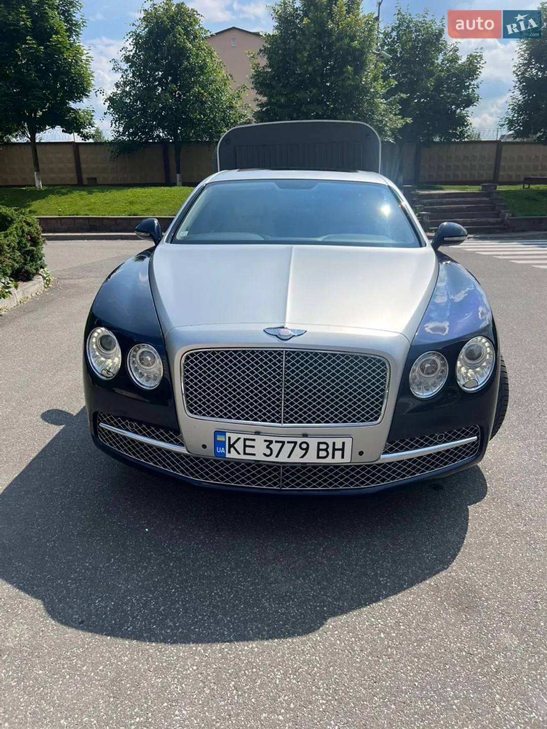 2014 Bentley Flying Spur - мініатюра 2