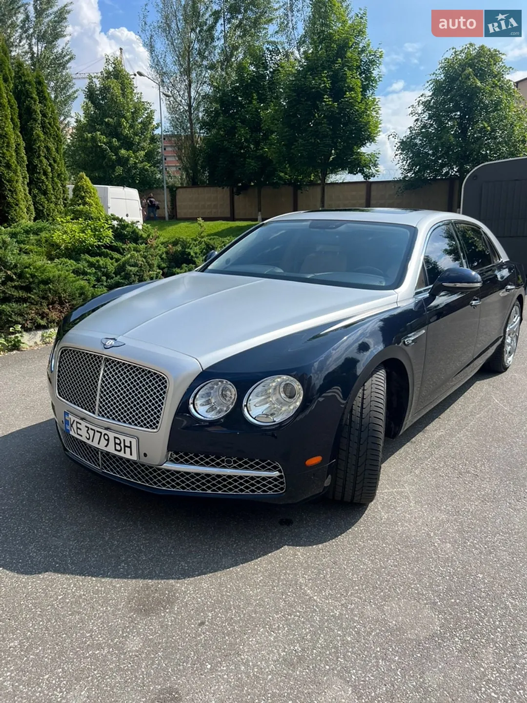 2015 Bentley Flying Spur - мініатюра 13