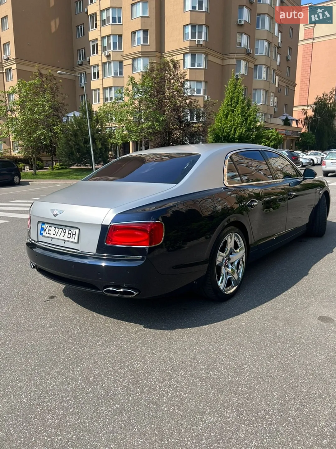 2014 Bentley Flying Spur - мініатюра 44