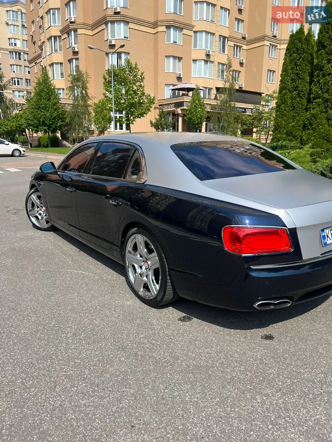 2015 Bentley Flying Spur - мініатюра 55