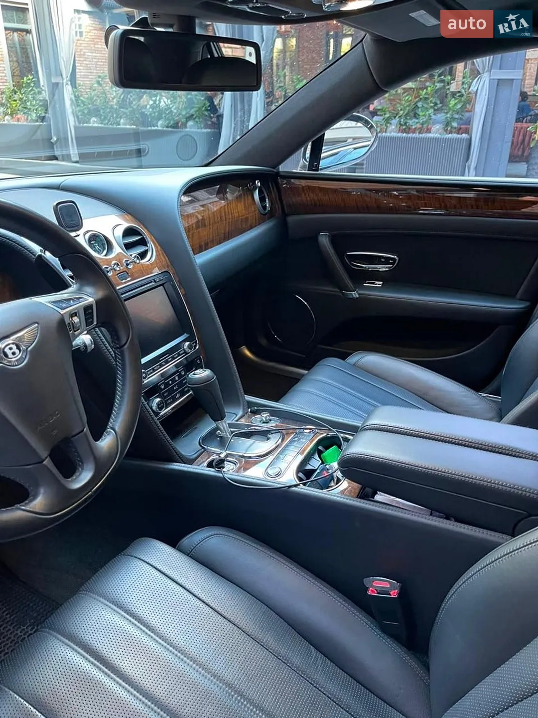 2015 Bentley Flying Spur - мініатюра 9