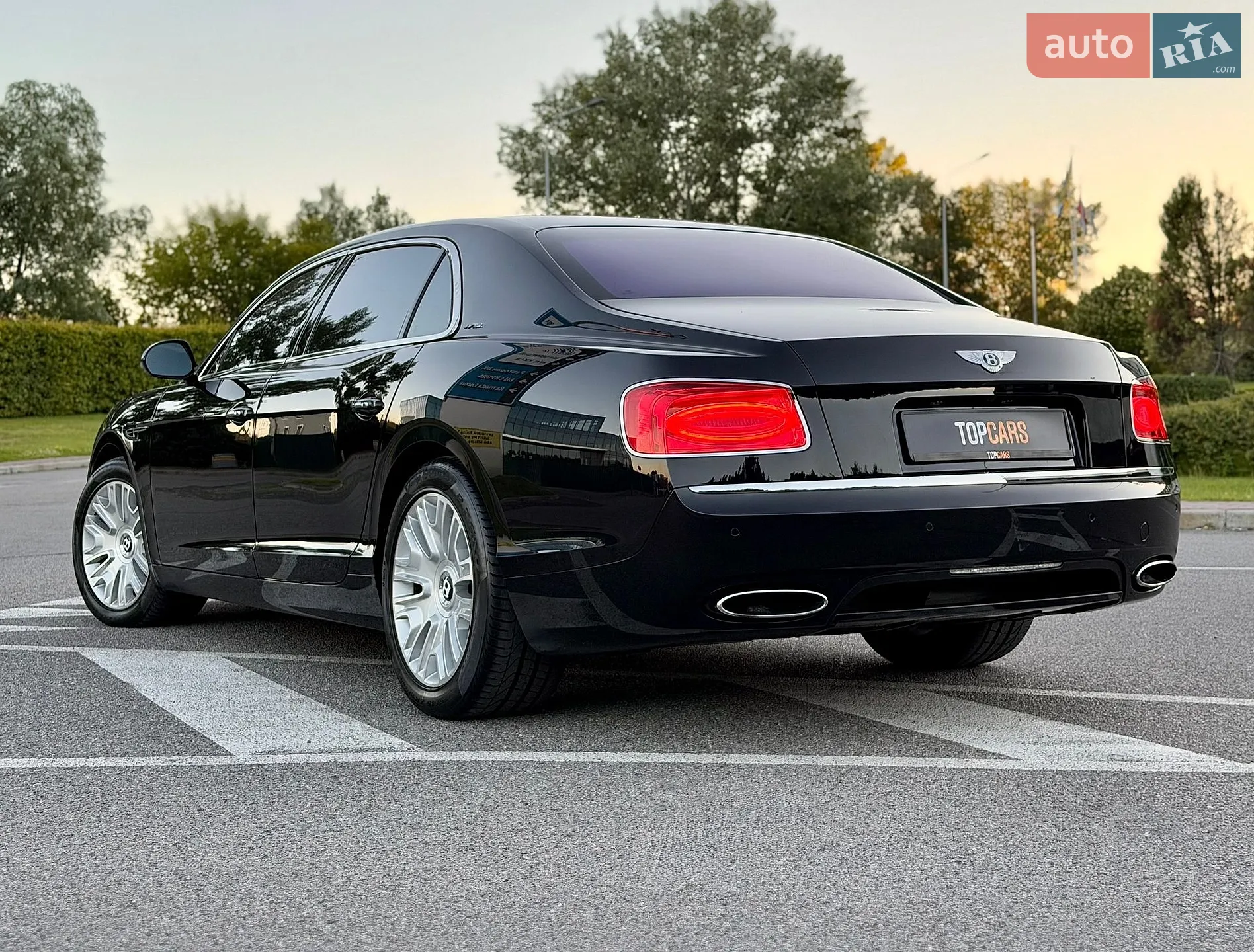 2013 Bentley Flying Spur - мініатюра 12