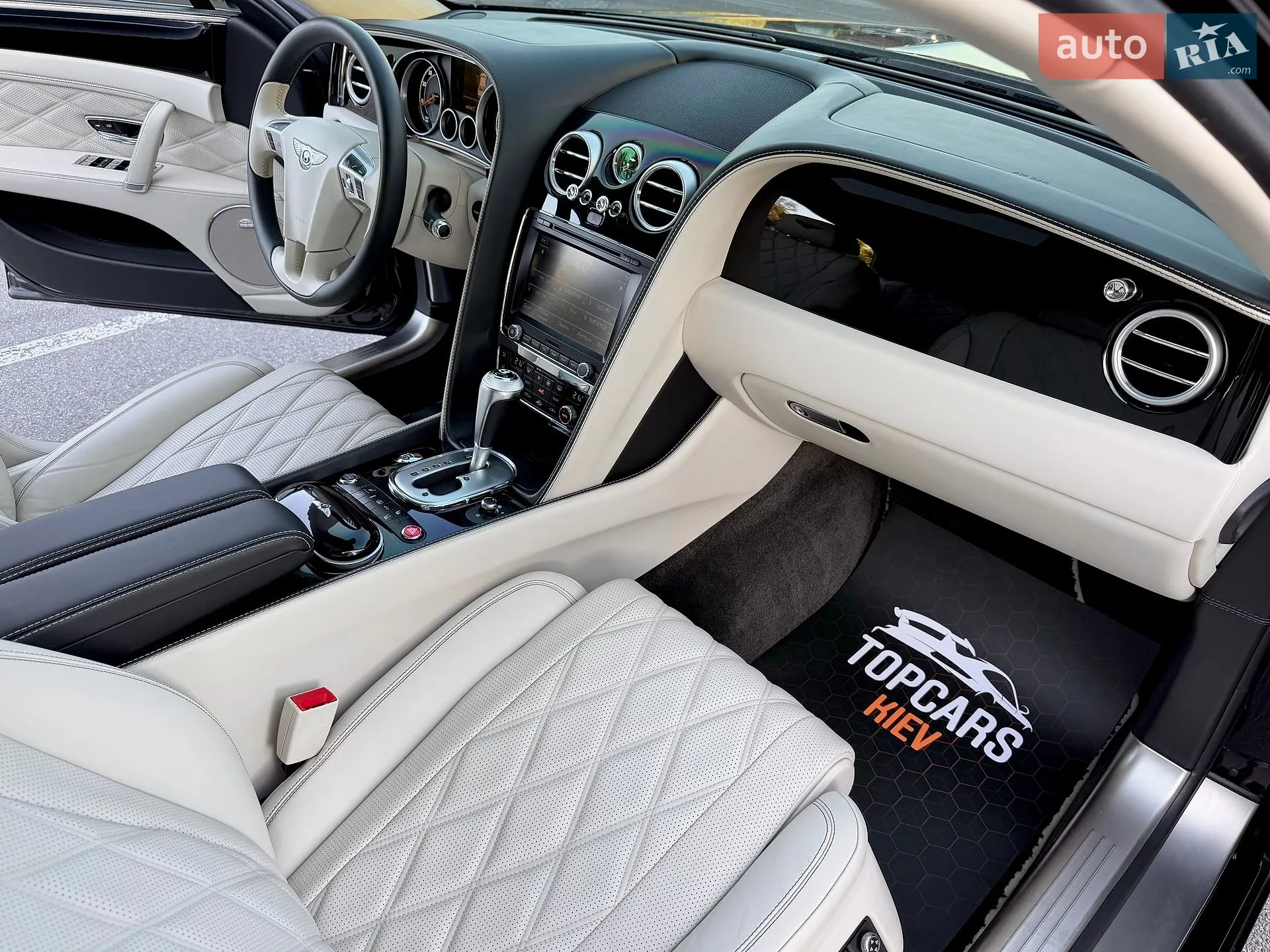 2013 Bentley Flying Spur - мініатюра 39