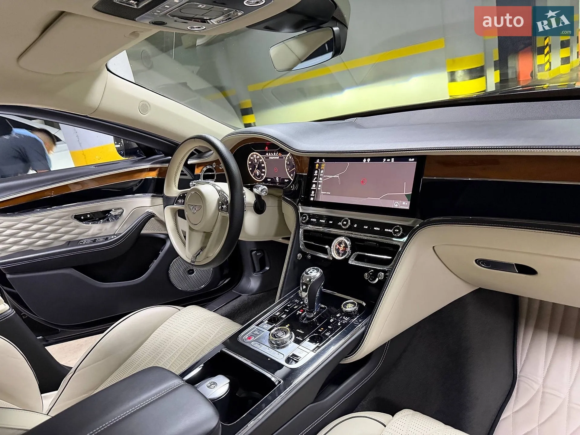 2020 Bentley Flying Spur - мініатюра 95