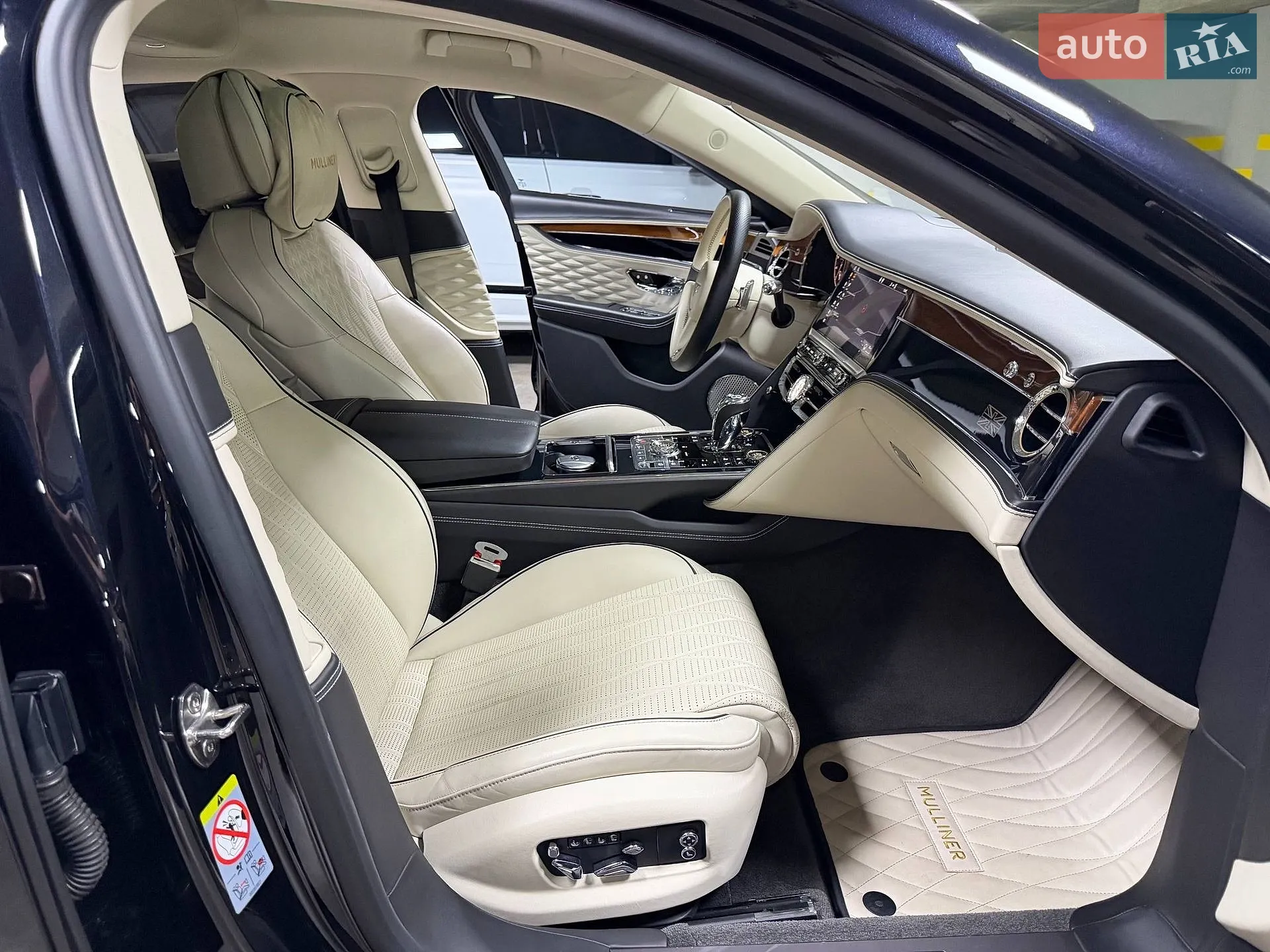 2020 Bentley Flying Spur - мініатюра 98