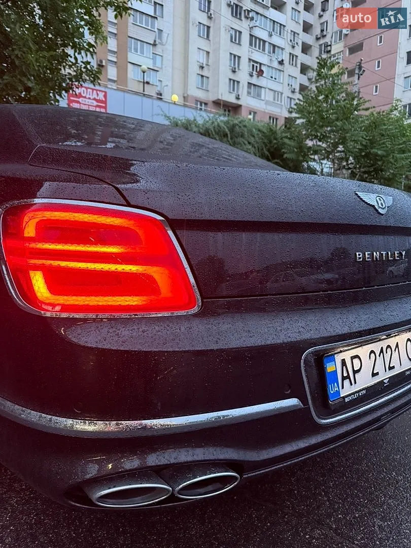 2021 Bentley Flying Spur - мініатюра 45