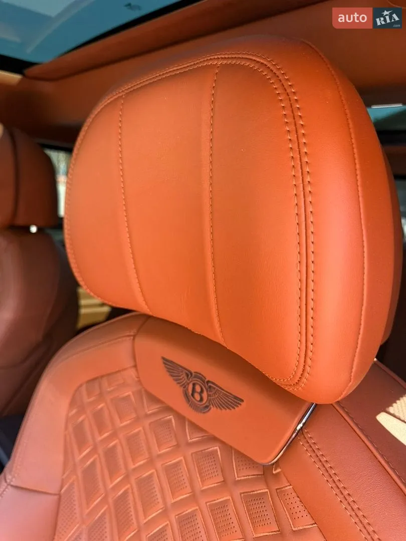 2021 Bentley Flying Spur - мініатюра 98