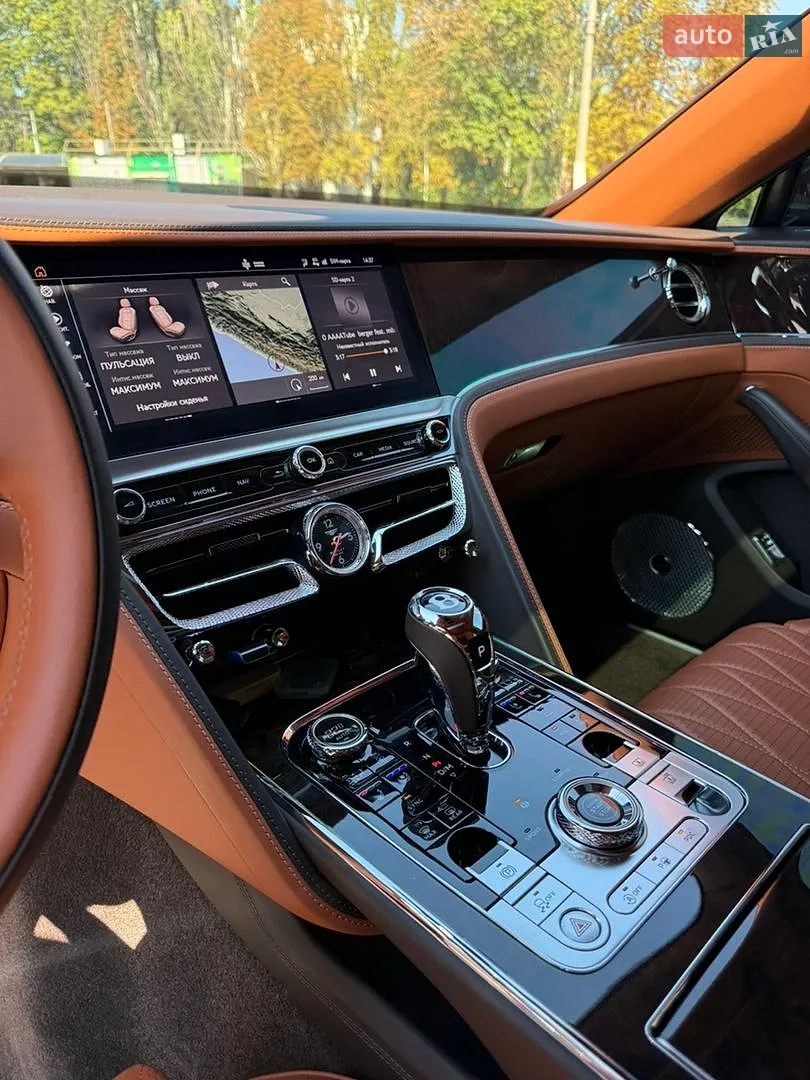 2021 Bentley Flying Spur - мініатюра 116