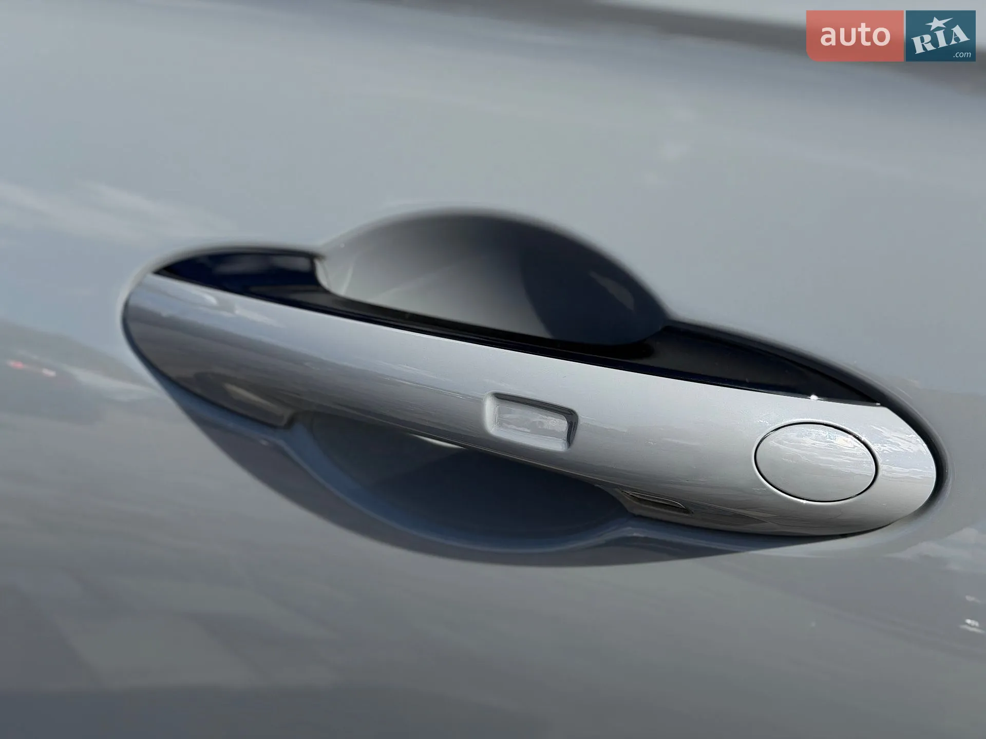 2023 Bentley Flying Spur - мініатюра 14