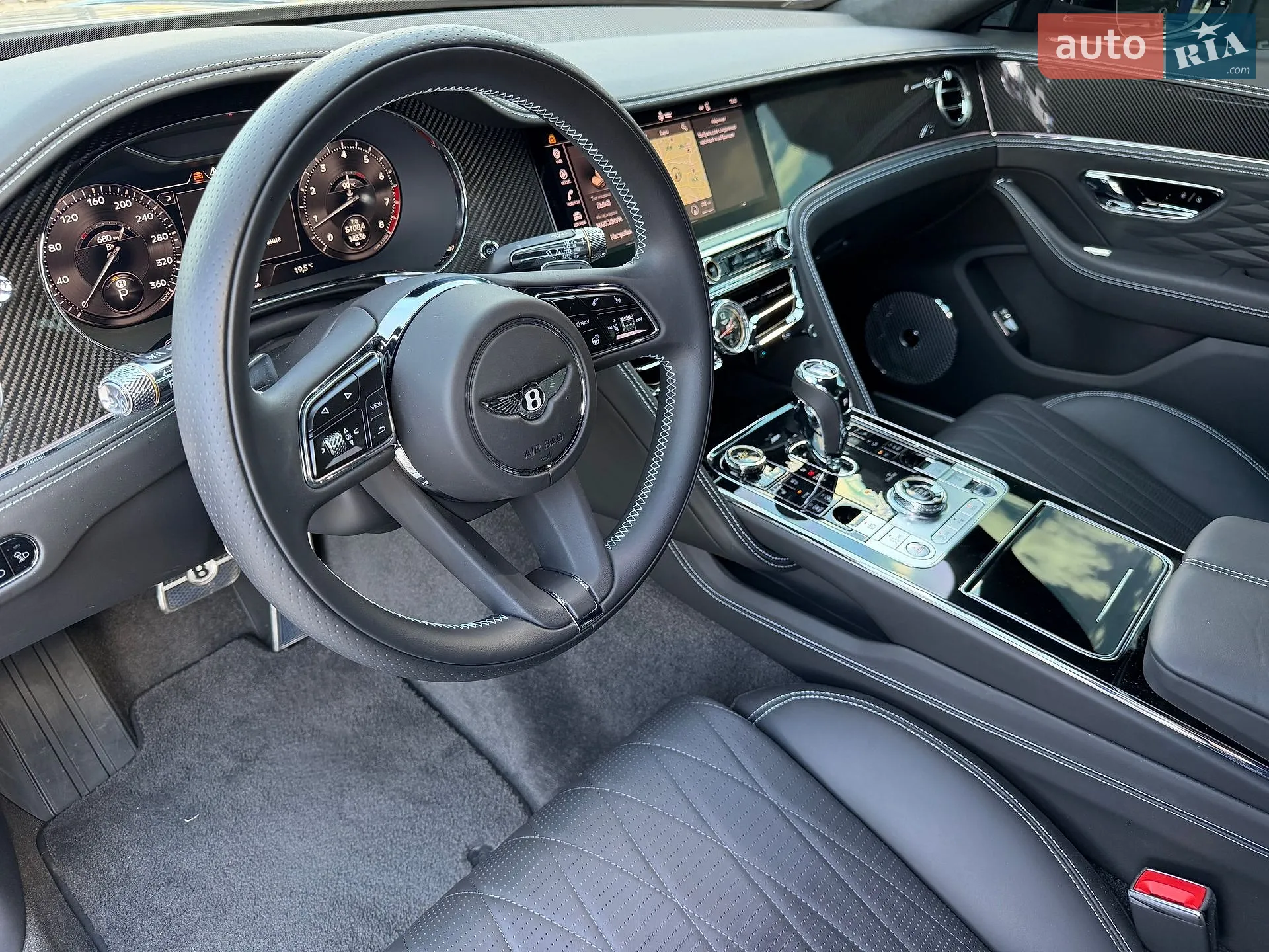 2023 Bentley Flying Spur - мініатюра 26