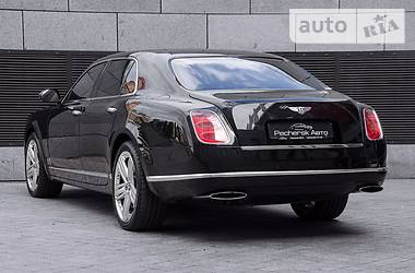 Седан Bentley Mulsanne 2012 в 