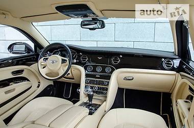 Седан Bentley Mulsanne 2012 в 