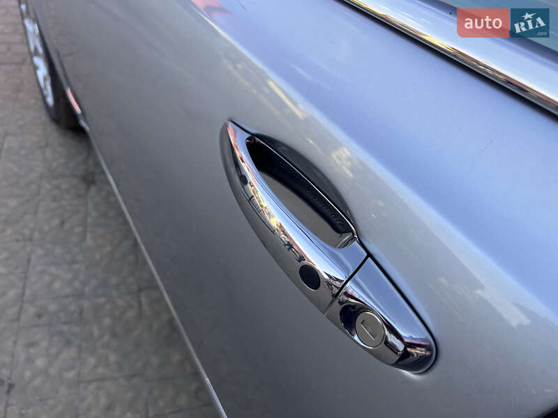 Седан Bentley Mulsanne 2010 в Львове