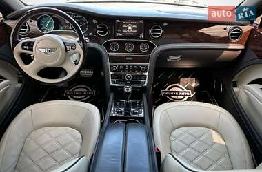 Седан Bentley Mulsanne 2015 в 