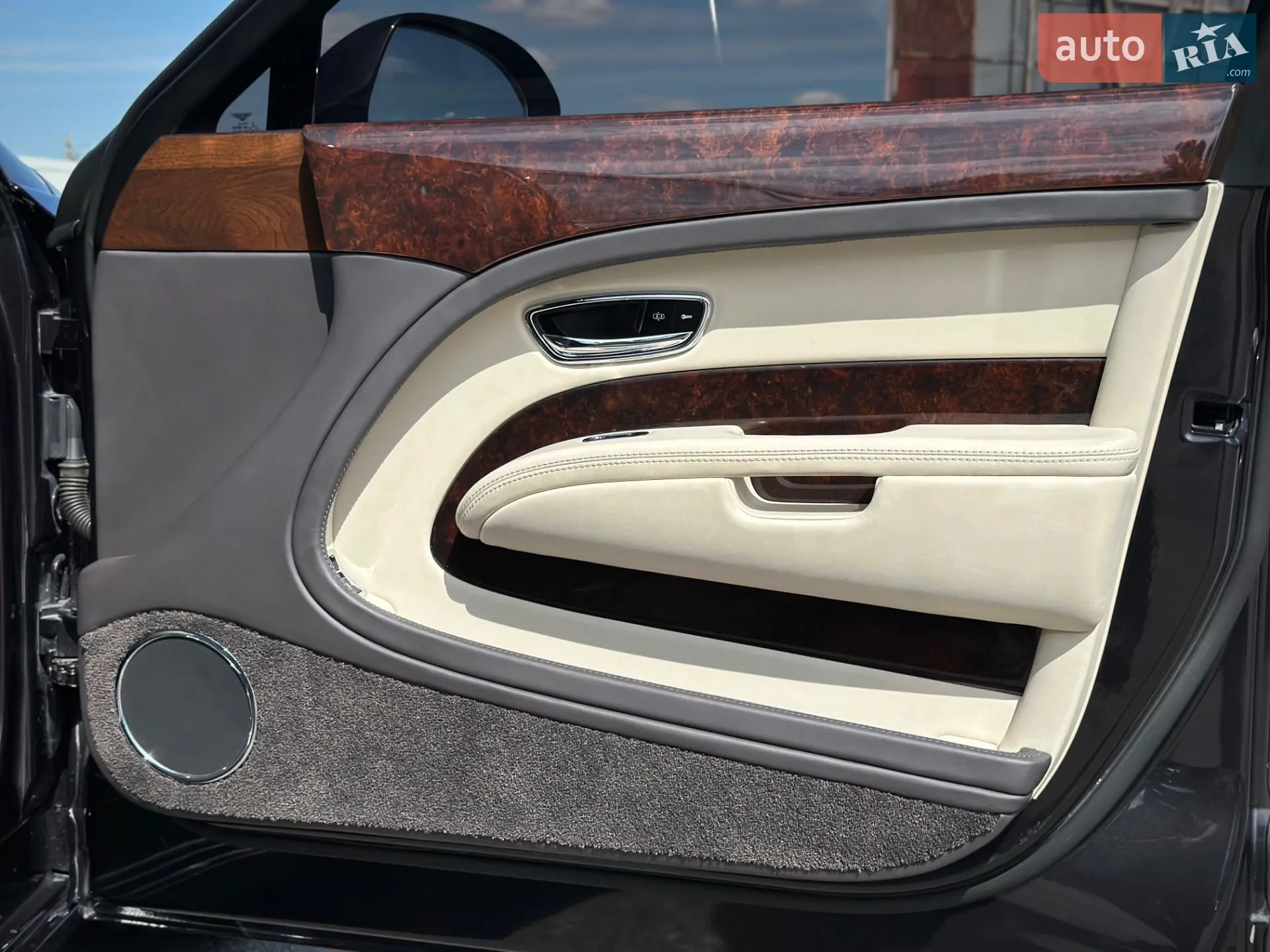 2015 Bentley Mulsanne - мініатюра 28