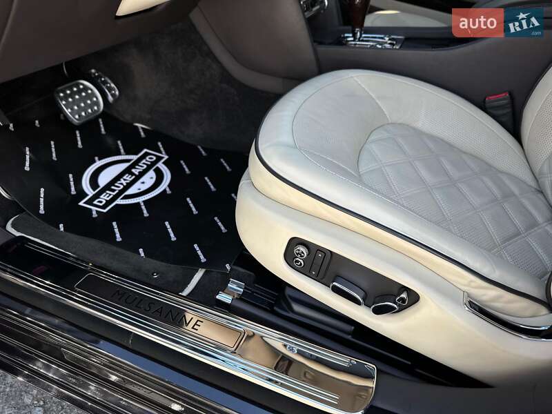 Седан Bentley Mulsanne 2015 в Киеве фото 93 Седан Bentley Mulsanne 2015 в Киеве