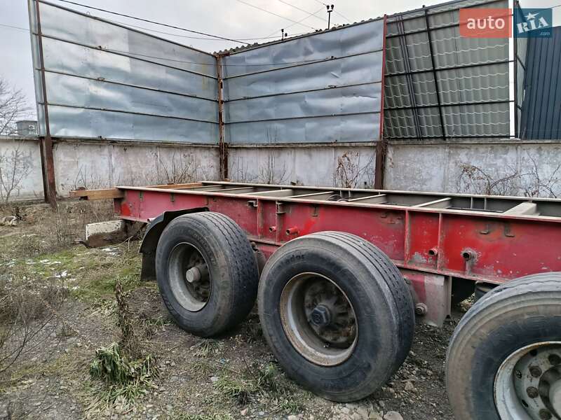 Контейнеровоз напівпричіп Berger N32 2004 в Первомайську