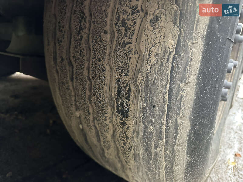 Тентованный борт (штора) - полуприцеп Berger SAPL 2012 в Львове