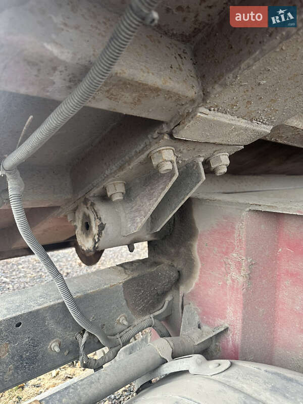 Самоскид напівпричіп Berger SAPL 2005 в Олександрівці