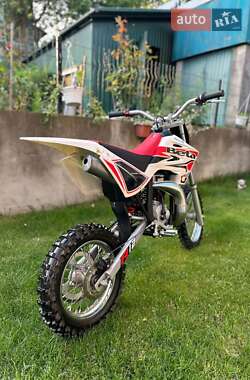 Мотоцикл Кросс Beta RR 2T 2012 в 
