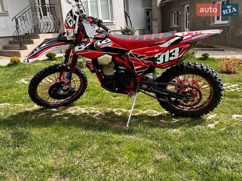 Мотоцикл Внедорожный (Enduro) Beta RR 4T 2017 в Городенке