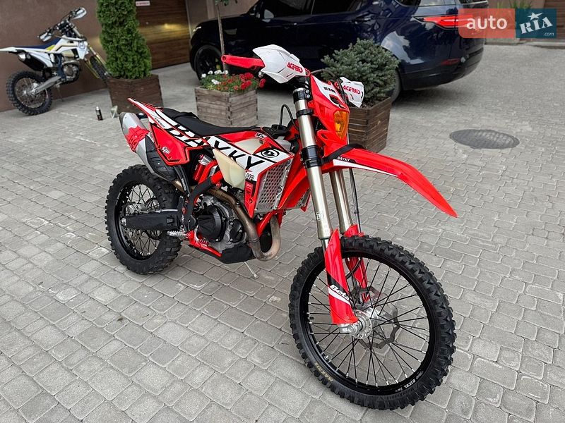 Мотоцикл Внедорожный (Enduro) Beta RR 2024 в Днепре