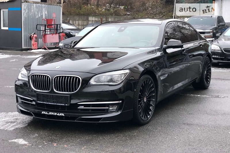 Седан BMW-Alpina B7 2012 в 