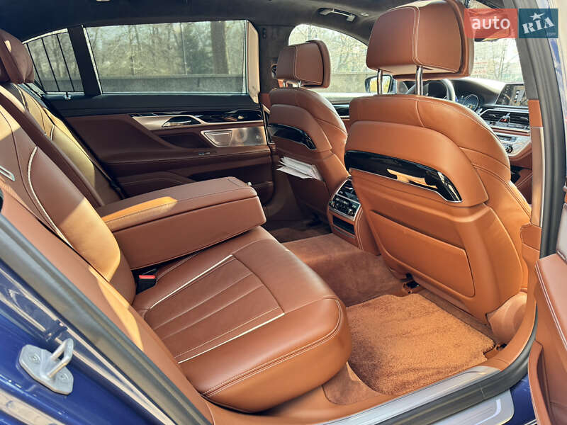 Седан BMW-Alpina B7 2017 в Києві