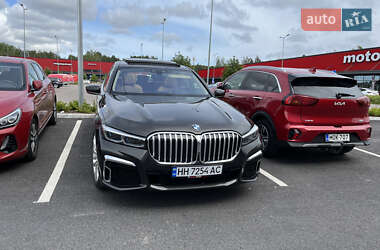 Седан BMW-Alpina B7 2017 в 