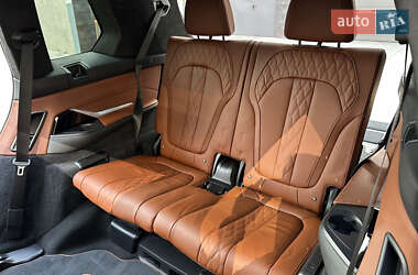 Позашляховик / Кросовер BMW-Alpina XB7 2023 в 