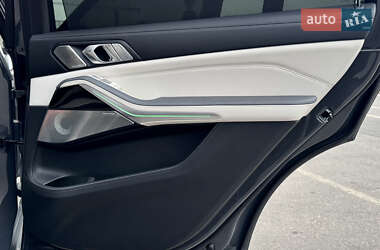 Внедорожник / Кроссовер BMW-Alpina XB7 2022 в 