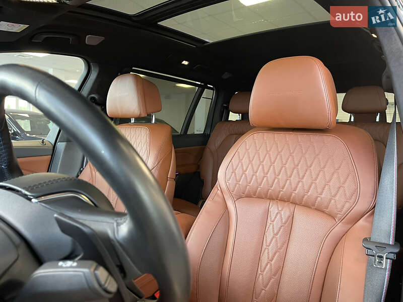 Внедорожник / Кроссовер BMW-Alpina XB7 2022 в Киеве