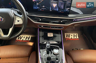 Позашляховик / Кросовер BMW-Alpina XB7 2022 в 