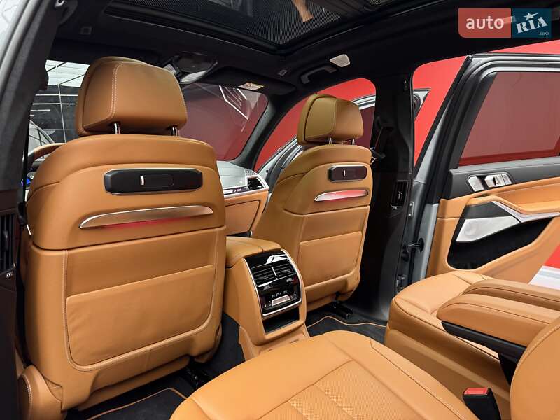 Внедорожник / Кроссовер BMW-Alpina XB7 2023 в Киеве фото 44 Внедорожник / Кроссовер BMW-Alpina XB7 2023 в Киеве