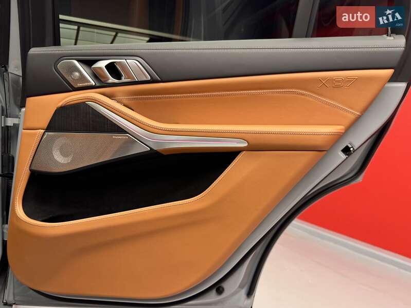 Внедорожник / Кроссовер BMW-Alpina XB7 2023 в Киеве фото 47 Внедорожник / Кроссовер BMW-Alpina XB7 2023 в Киеве