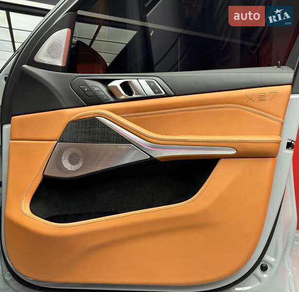 Внедорожник / Кроссовер BMW-Alpina XB7 2023 в Киеве фото 55 Внедорожник / Кроссовер BMW-Alpina XB7 2023 в Киеве