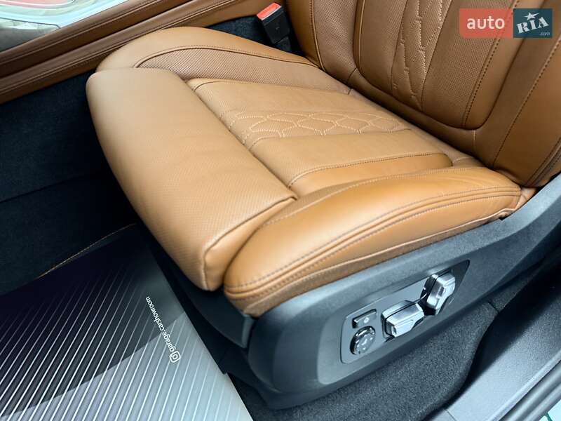 Внедорожник / Кроссовер BMW-Alpina XB7 2023 в Киеве фото 35 Внедорожник / Кроссовер BMW-Alpina XB7 2023 в Киеве
