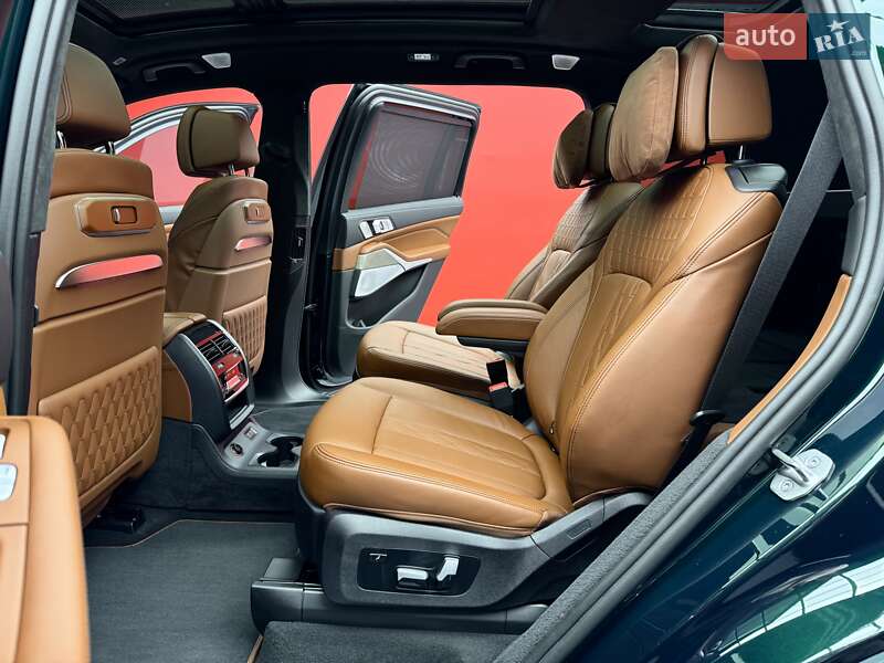 Внедорожник / Кроссовер BMW-Alpina XB7 2023 в Киеве фото 48 Внедорожник / Кроссовер BMW-Alpina XB7 2023 в Киеве