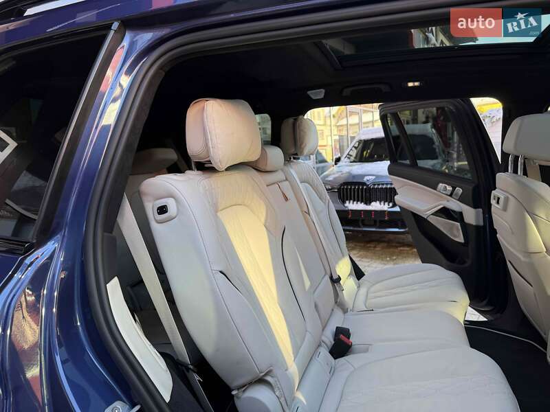 Внедорожник / Кроссовер BMW-Alpina XB7 2021 в Львове