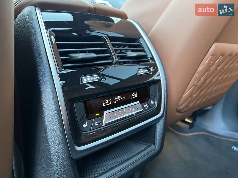 Позашляховик / Кросовер BMW-Alpina XB7 2024 в Києві фото 27 Позашляховик / Кросовер BMW-Alpina XB7 2024 в Києві