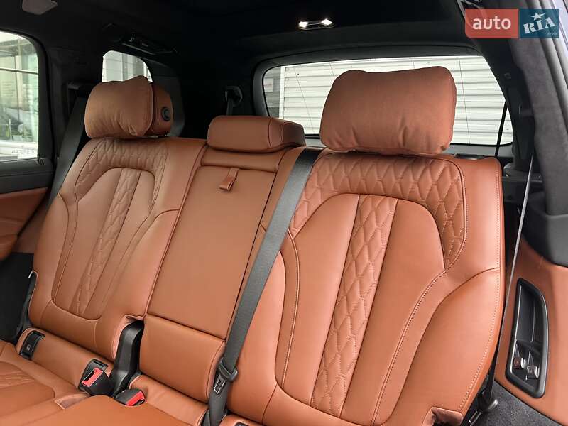 Позашляховик / Кросовер BMW-Alpina XB7 2024 в Києві