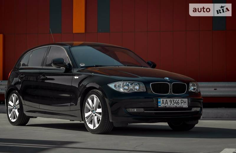 Хэтчбек BMW 1 Series 2010 в Киеве