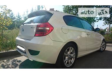 Хэтчбек BMW 1 Series 2007 в Киеве