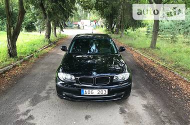 Хэтчбек BMW 1 Series 2010 в Радивилове