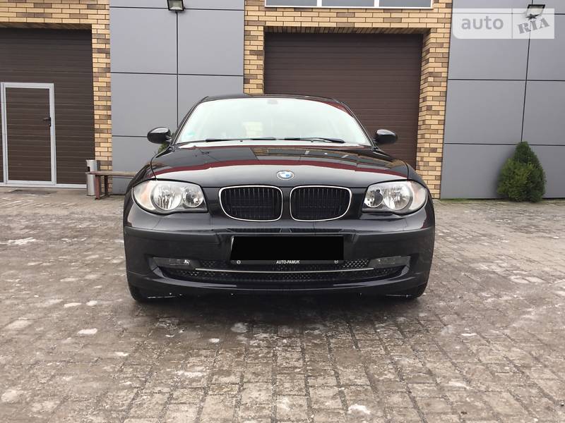 Хетчбек BMW 1 Series 2009 в Рівному
