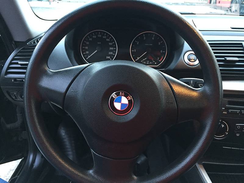 Хетчбек BMW 1 Series 2009 в Рівному